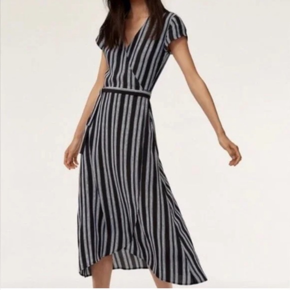 WILFRED FREE Sz M Aritzia Jessa True Wrap Striped Lined Skirt Maxi Flowy Dress - Picture 1 of 12